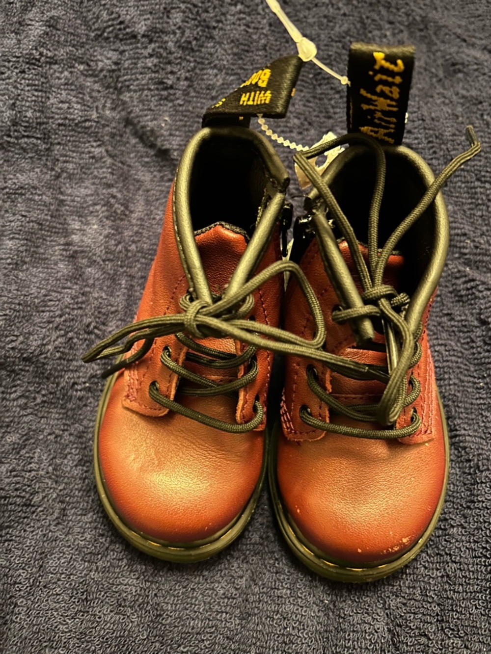 Dr. Martens Kids wine color Lace-Up Ankle Boots